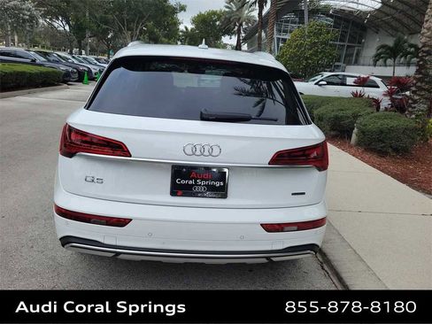 Certified 2023 Audi Q5 Premium w/ Convenience Package image 7
