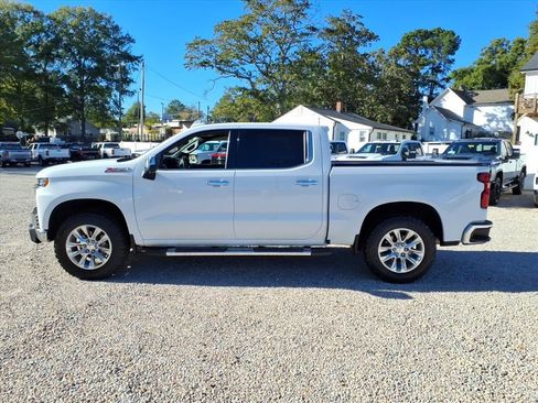 Used 2022 Chevrolet Silverado 1500 LTZ w/ LTZ Premium Package image 4