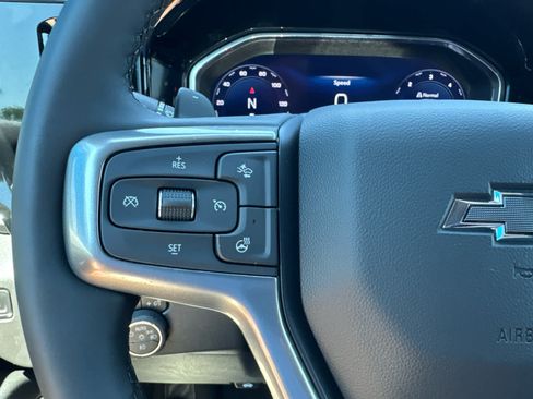 Used 2026 Chevrolet Silverado 1500 LT Trail Boss w/ LT Trail Boss Premium Package AWD/4WD image 21