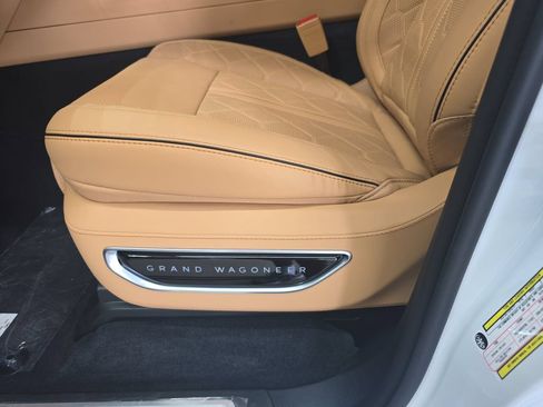 New 2026 Jeep Grand Wagoneer Summit AWD/4WD image 30