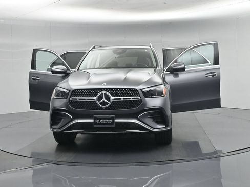 Used 2025 Mercedes-Benz GLE 350 4MATIC image 31