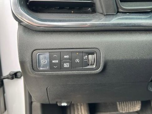 Used 2026 GMC Terrain Elevation image 22