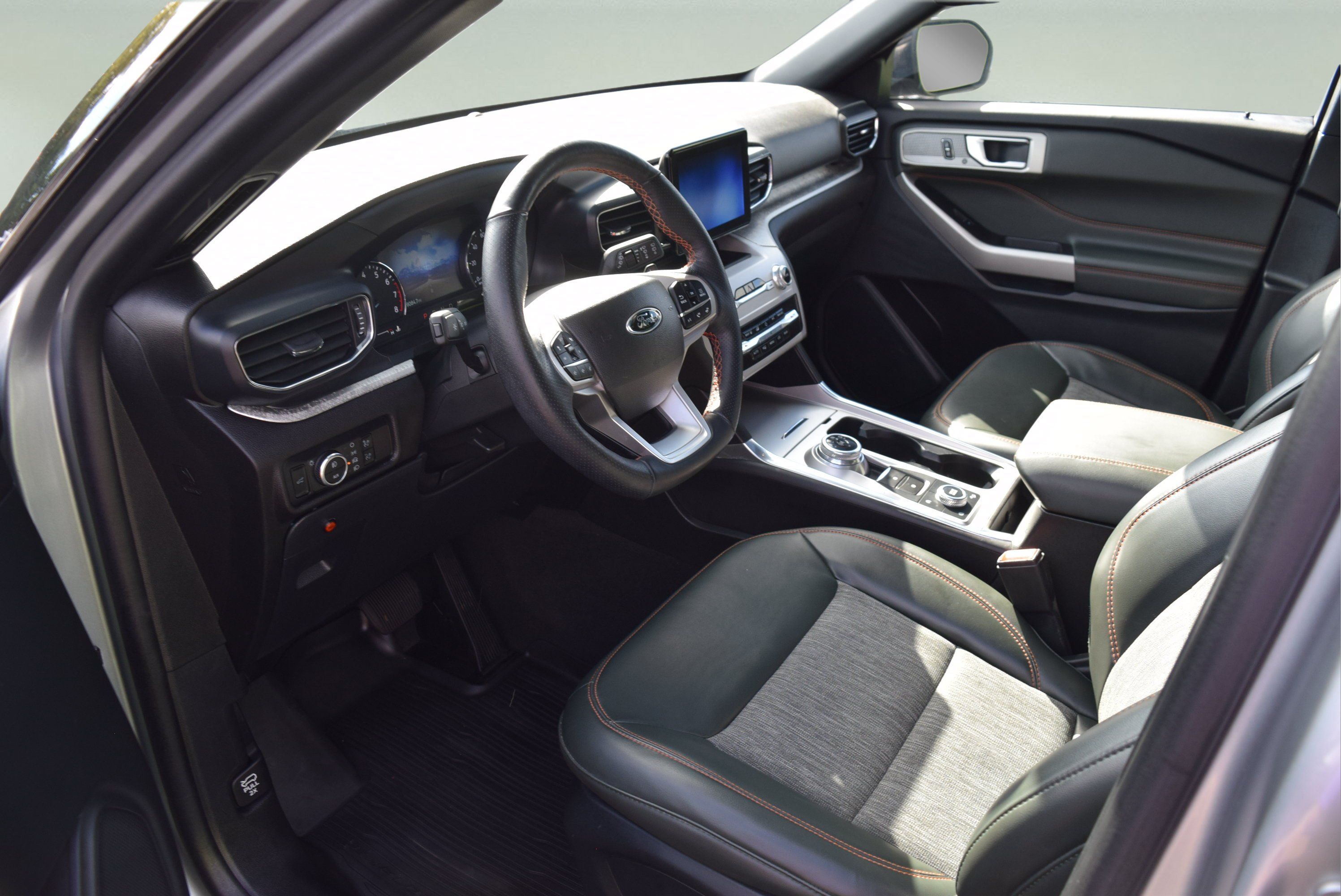 Used 2023 Ford Explorer Timberline w/ Timberline Technology Package AWD/4WD image 12