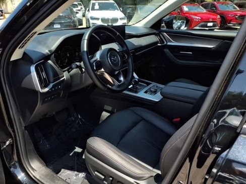 Certified 2025 MAZDA CX-70 Plug-In Hybrid w/ Premium Pkg image 17