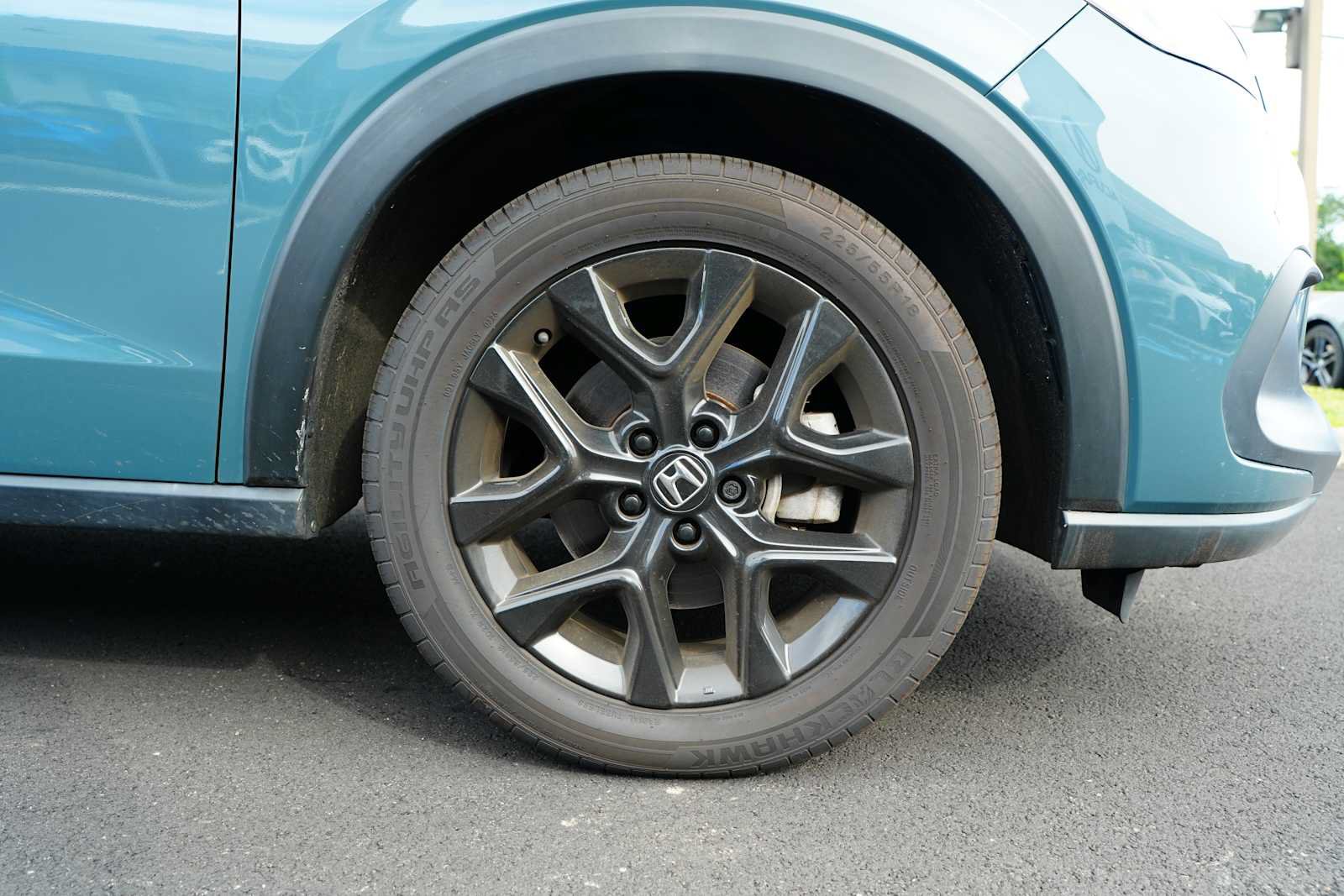 Used 2024 Honda HR-V Sport image 9