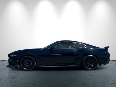Used 2024 Ford Mustang Coupe RWD image 7