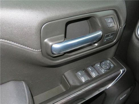Used 2021 Chevrolet Silverado 1500 LTZ w/ Technology Package AWD/4WD image 13