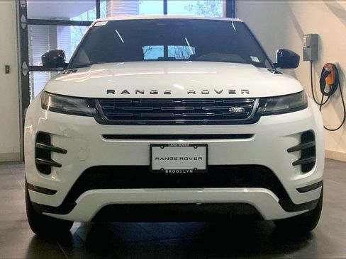 New 2026 Land Rover Range Rover Evoque Dynamic SE image 3