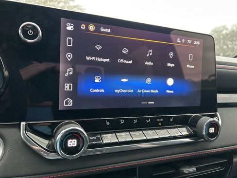 Used 2023 Chevrolet Colorado Z71 w/ Z71 Convenience Package 2 image 32