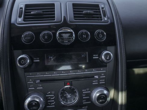 Used 2012 Aston Martin V8 Vantage Roadster image 31