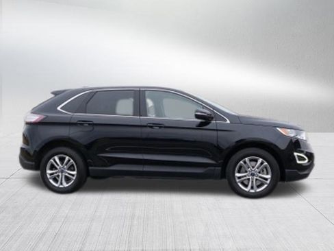Used 2017 Ford Edge SEL w/ Equipment Group 201A image 2
