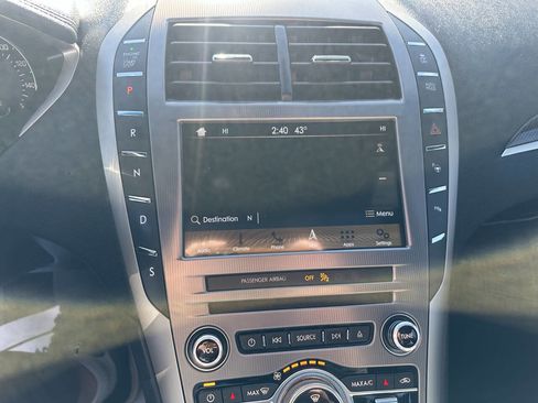 Used 2017 Lincoln MKZ Reserve w/ Luxury Package image 11