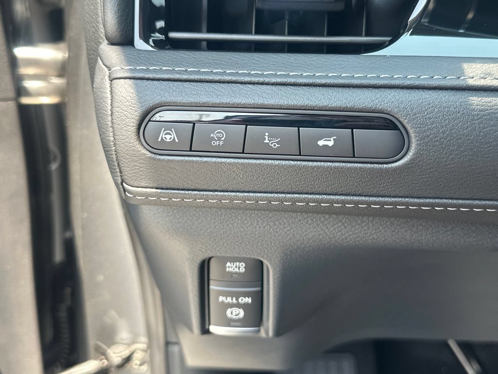 New 2027 INFINITI QX80 Luxe w/ Cargo Package RWD image 30