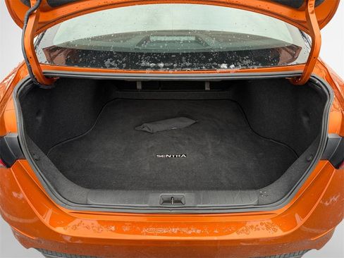 Used 2023 Nissan Sentra SR w/ SR Premium Package image 26