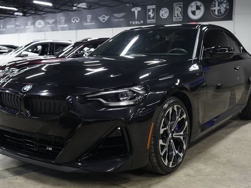 Used 2025 BMW M240i xDrive Coupe AWD/4WD image 1
