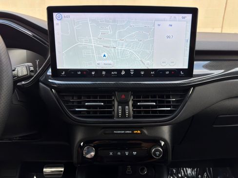 Used 2024 Ford Escape ST-Line w/ Tech Pack #1 FWD image 21