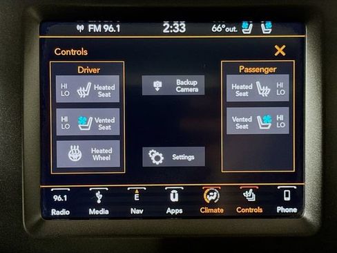 Used 2019 Jeep Cherokee Trailhawk AWD/4WD image 20