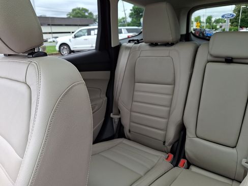 Certified 2018 Ford Escape Titanium w/ Ford Safe & Smart Package AWD/4WD image 18