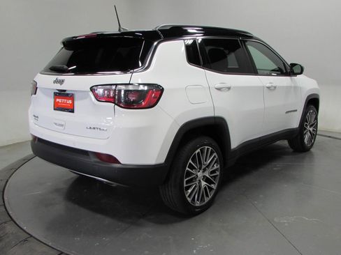 Used 2023 Jeep Compass Limited w/ Elite Group AWD/4WD image 7