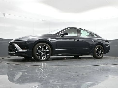 Used 2024 Hyundai Sonata SEL FWD image 43