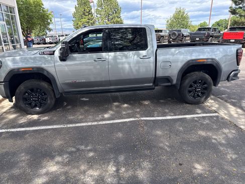 Used 2025 GMC Sierra 2500 AT4 w/ AT4 Premium Plus Package AWD/4WD image 1