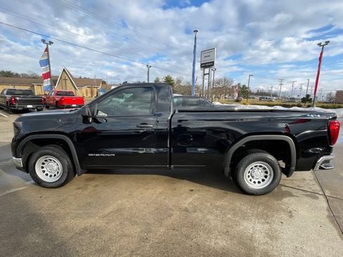 New 2025 GMC Sierra 1500 Pro w/ Convenience Package AWD/4WD image 9