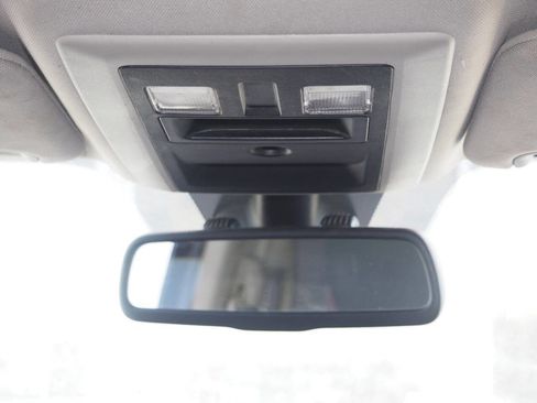 Used 2014 RAM 2500 Tradesman w/ Chrome Appearance Group image 16