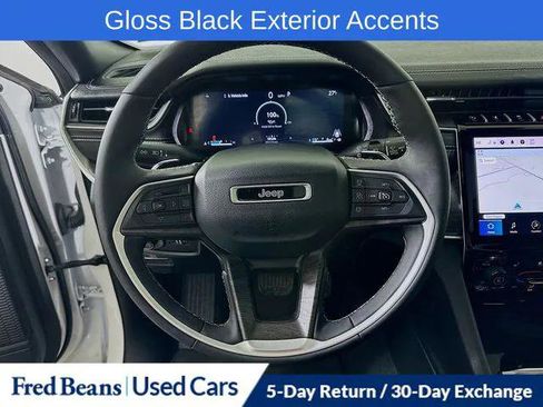 Certified 2024 Jeep Grand Cherokee Limited w/ Luxury Tech Group II image 13