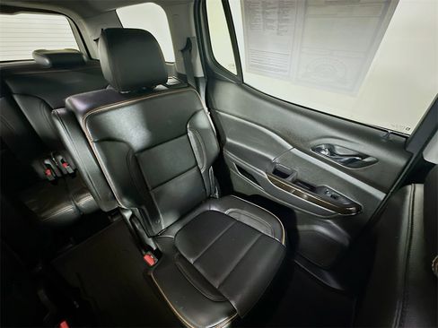 Used 2021 GMC Acadia AT4 w/ LPO, Floor Liner Package image 14