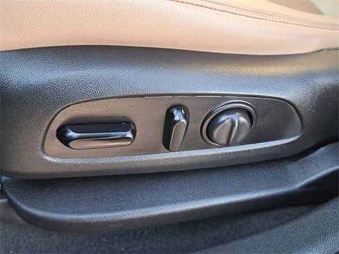 Used 2021 Chevrolet Blazer Premier w/ Driver Confidence II Package image 19