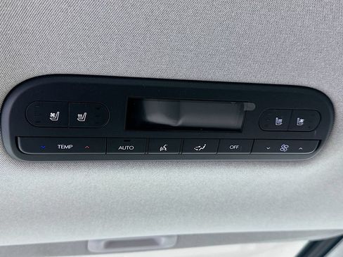 Used 2026 Hyundai Palisade Limited AWD/4WD image 26