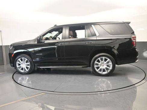 Used 2023 Chevrolet Tahoe High Country AWD/4WD image 3