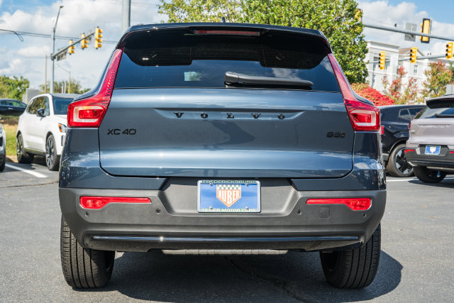 New 2026 Volvo XC40 B5 Ultra w/ Protection Package Premier AWD/4WD image 6