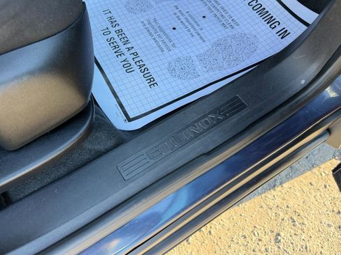 Used 2019 Chevrolet Equinox LS image 46