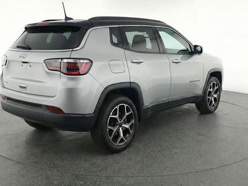 Used 2025 Jeep Compass Limited AWD/4WD image 9