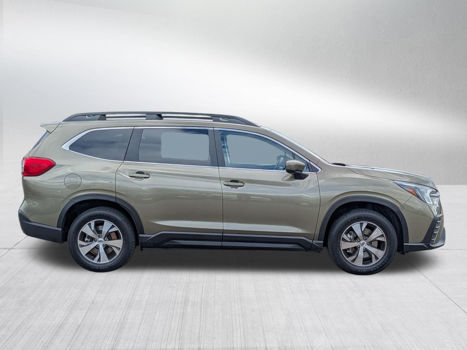 Certified 2025 Subaru Ascent Premium AWD/4WD image 8