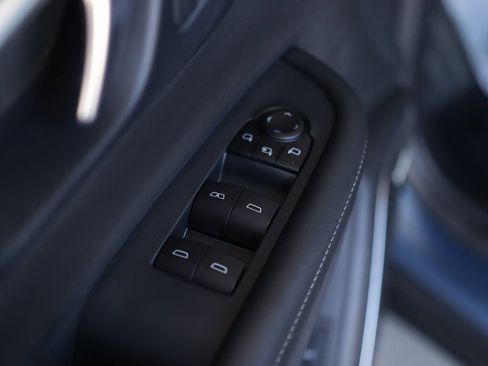 Used 2025 Buick Enclave Preferred image 26