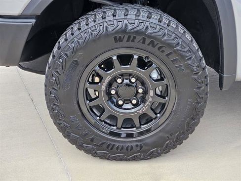 Used 2024 GMC Sierra 1500 AT4X w/ AT4X AEV Edition image 7