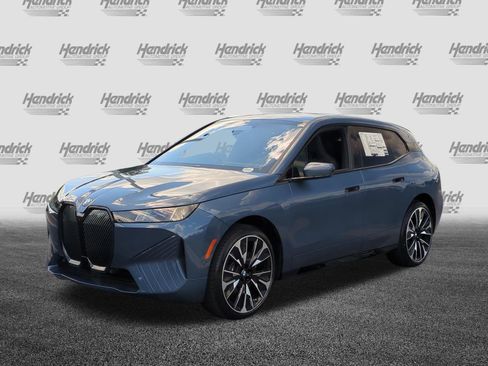 New 2026 BMW iX xDrive45 AWD/4WD image 5
