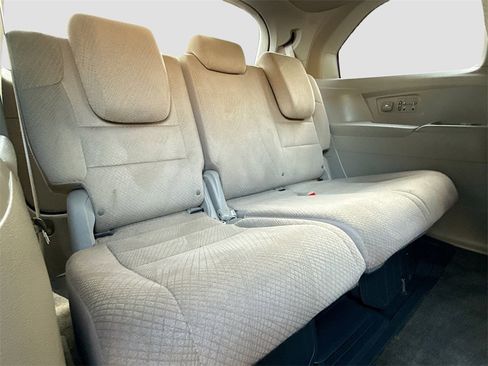 Used 2017 Honda Odyssey SE image 28