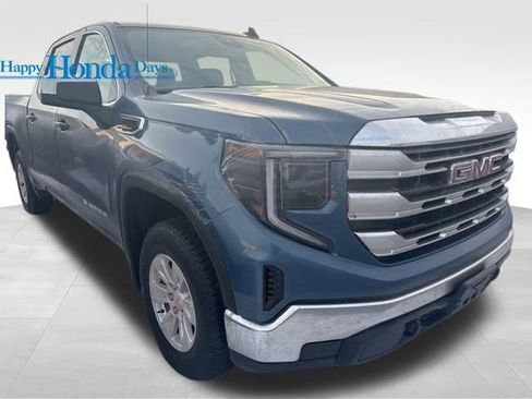 Used 2024 GMC Sierra 1500 SLE image 10