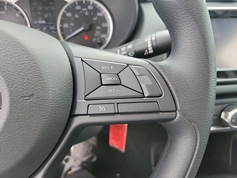 New 2025 Nissan Versa S image 28