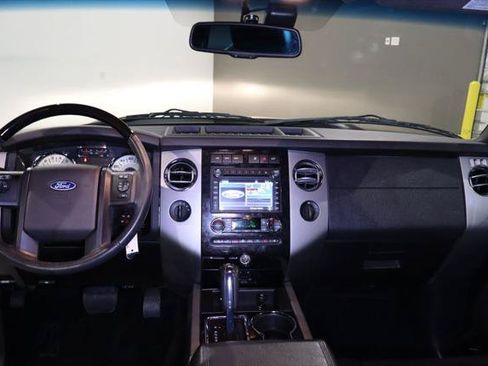 Used 2013 Ford Expedition Limited AWD/4WD image 17