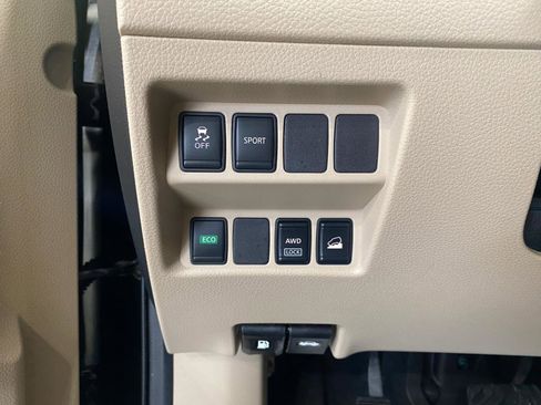 Used 2016 Nissan Rogue S w/ Appearance Package image 10