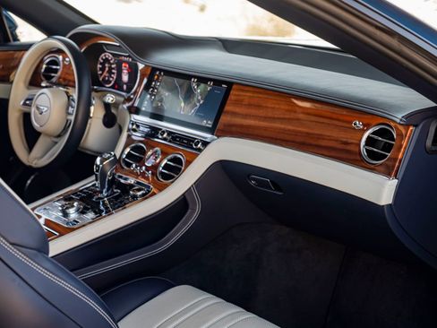 Used 2021 Bentley Continental GT Mulliner AWD/4WD image 33