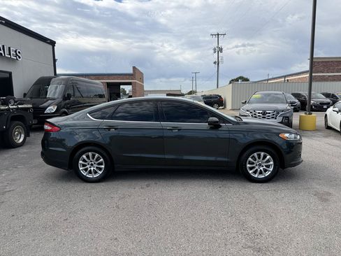 Used 2015 Ford Fusion S FWD image 5