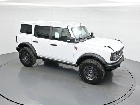 New 2025 Ford Bronco Badlands image 37