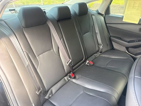Used 2024 Honda Accord EX-L image 34
