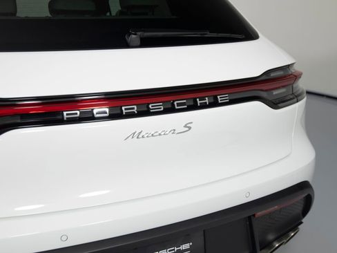 New 2026 Porsche Macan S image 39