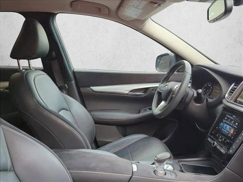 Used 2022 INFINITI QX50 Sensory image 24